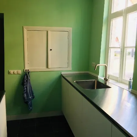 Vila Stadsvilla Met Patio In Centrum *