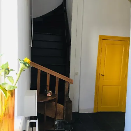 فيلة Stadsvilla Met Patio In Centrum